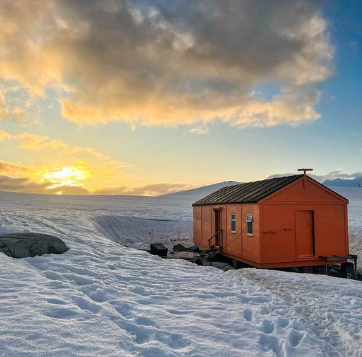 Refuge Damoy Point – Ufrc